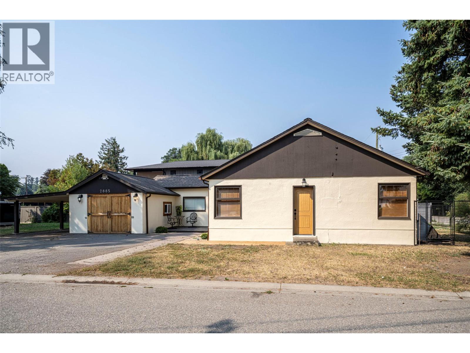 2885 Phillips Street, Armstrong, British Columbia  V4Y 0B2 - Photo 5 - 10391958