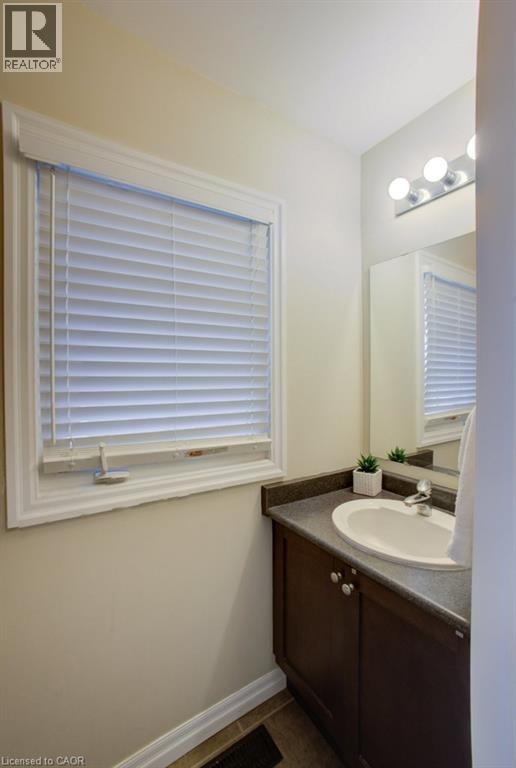 105 Pinnacle Drive Unit# 75, Kitchener, Ontario  N2P 1B8 - Photo 7 - 40858402