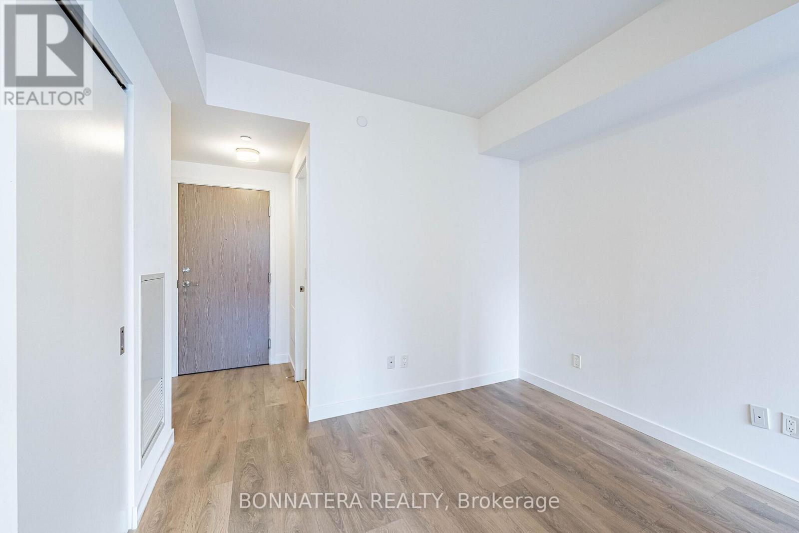 1110 - 215 Queen Street W, Toronto, Ontario  M5V 0P5 - Photo 10 - C13714306