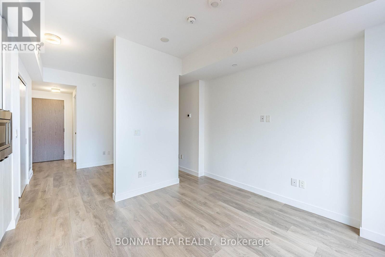 1110 - 215 Queen Street W, Toronto, Ontario  M5V 0P5 - Photo 14 - C13714306