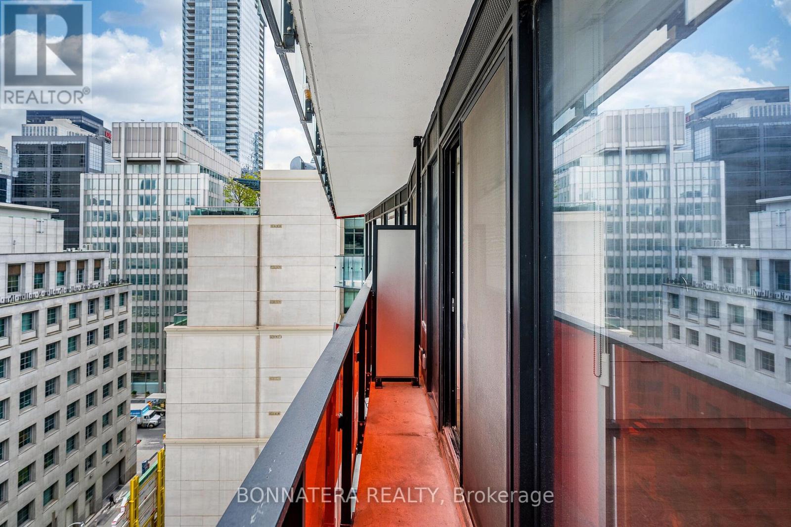 1110 - 215 Queen Street W, Toronto, Ontario  M5V 0P5 - Photo 22 - C13714306