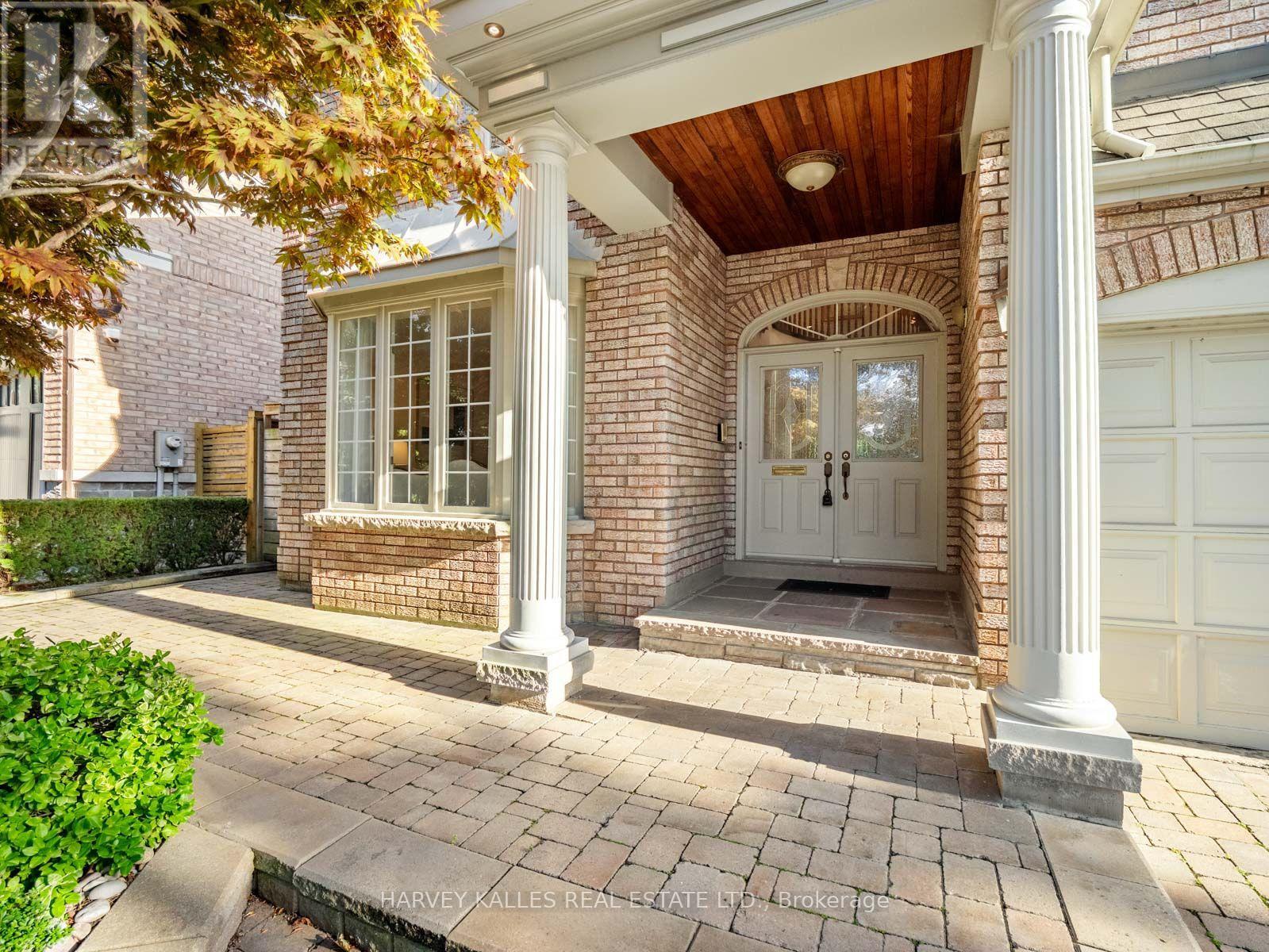3 Cicada Court, Toronto, Ontario  M3B 1G4 - Photo 2 - C13714328