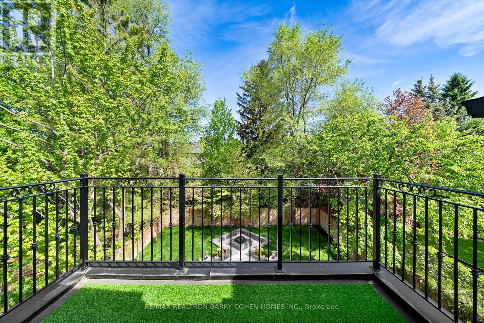 148 Munro Boulevard, Toronto, Ontario  M2P 1C8 - Photo 28 - C13714370