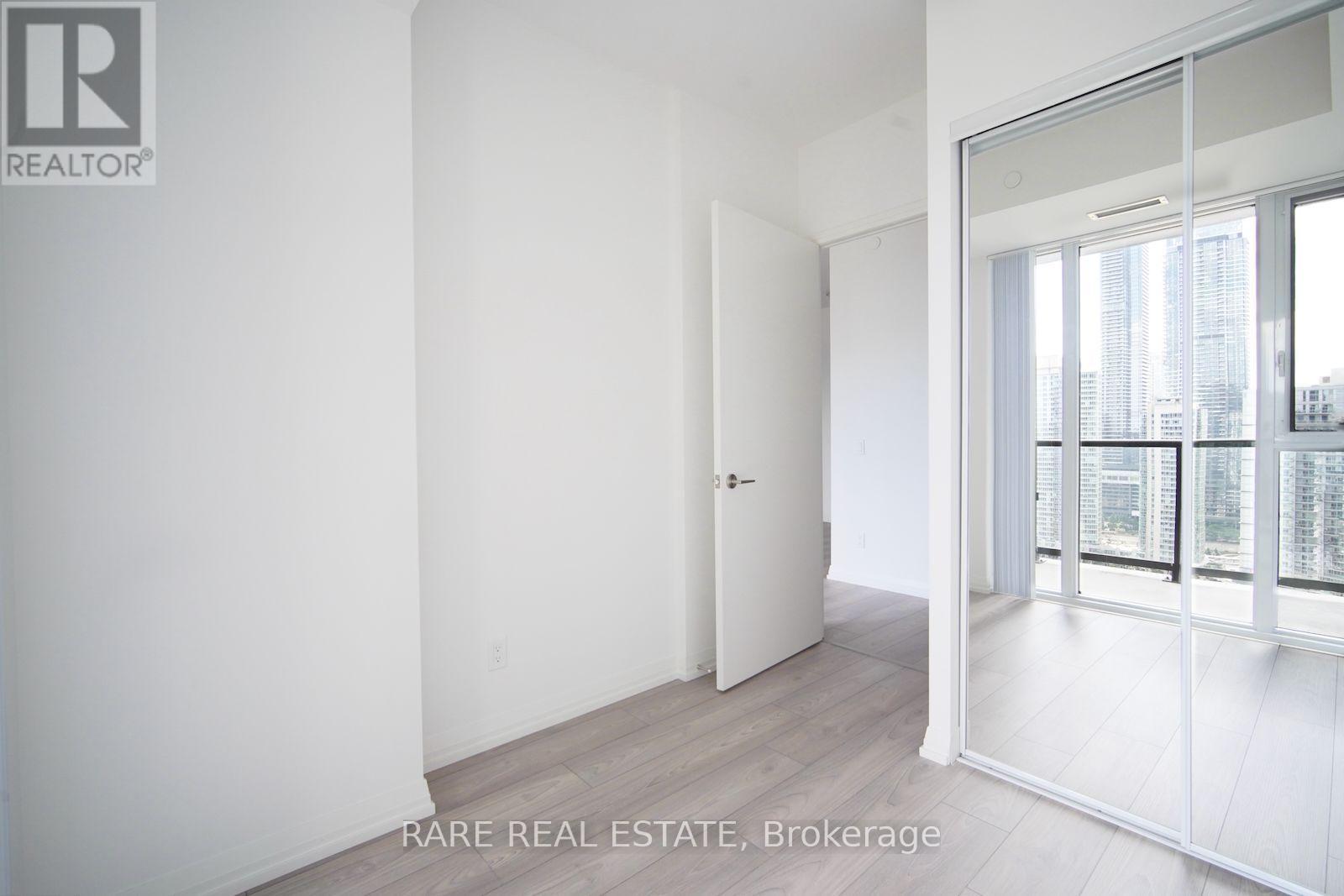 2217 - 400 King Street W, Toronto, Ontario  M5V 0X8 - Photo 8 - C13714384
