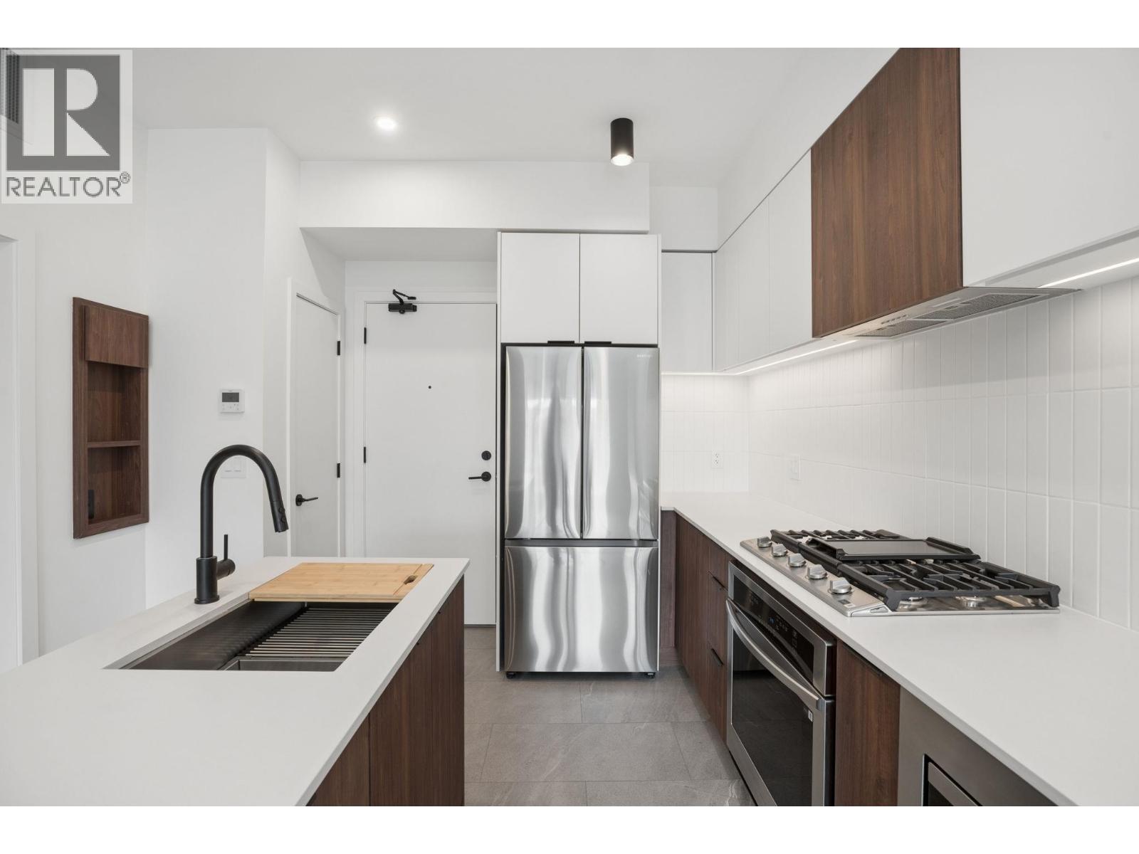 612 623 Kemsley Avenue, Coquitlam, British Columbia V3J 0L8 - Photo 4 - R3158953