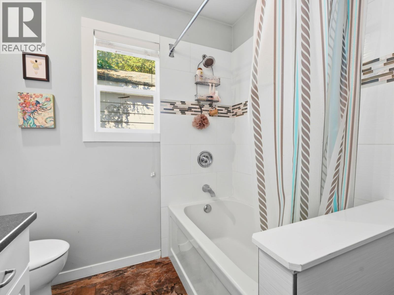 557 North Fletcher Road, Gibsons, British Columbia  V0N 1V9 - Photo 15 - R3158968