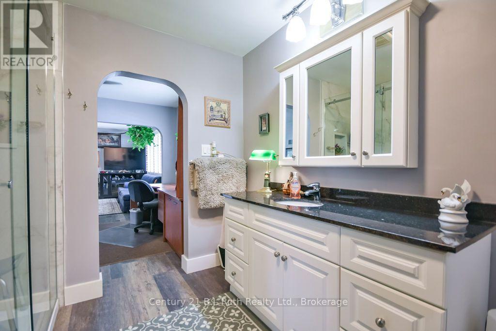 976 Yonge Street, Midland, Ontario  L4R 2E7 - Photo 14 - S13714356