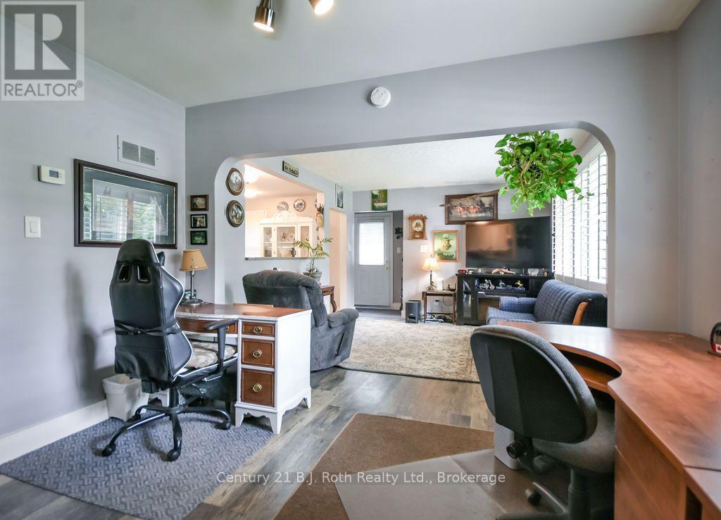 976 Yonge Street, Midland, Ontario  L4R 2E7 - Photo 7 - S13714356