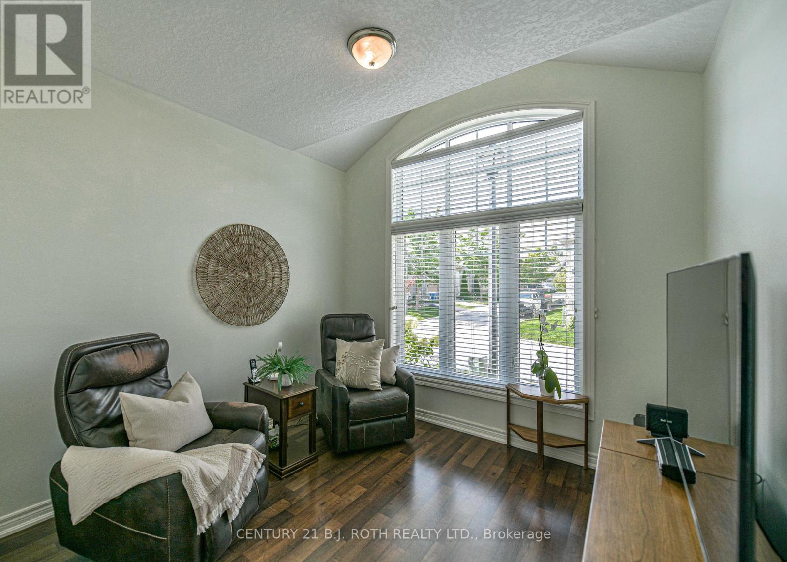 10 Canterbury Circle, Orillia, Ontario  L3V 0C9 - Photo 21 - S13714390