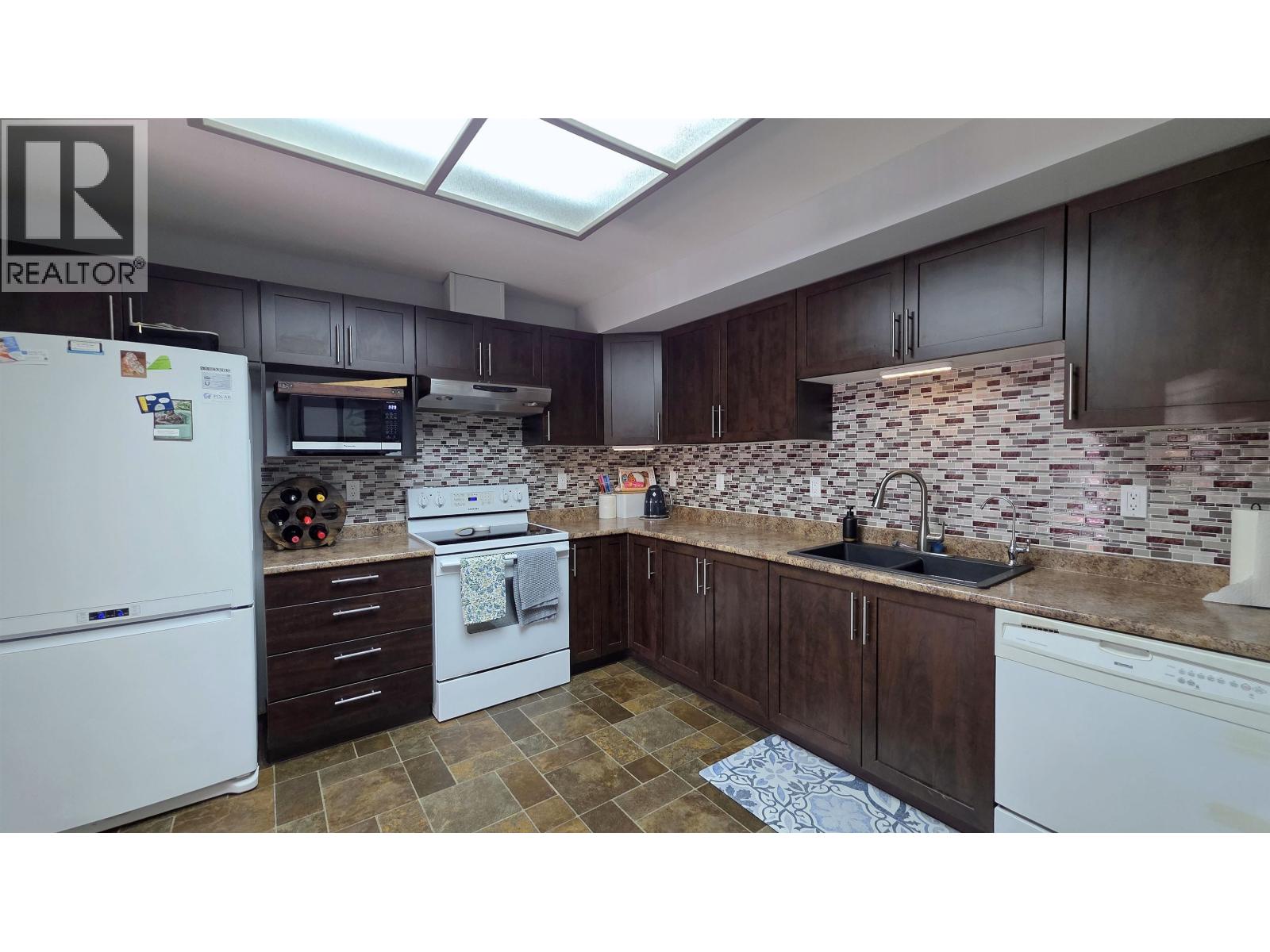 110 4025 22nd Avenue, Prince George, British Columbia  V2N 4Y9 - Photo 2 - R3158978