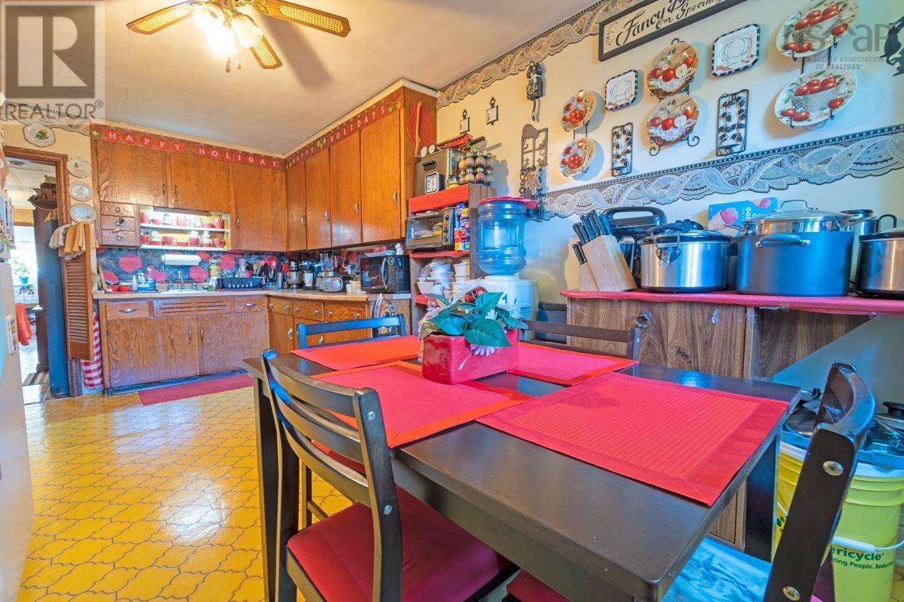 219 Windmill Road, Dartmouth, Nova Scotia  B3A 1G1 - Photo 4 - 202615673