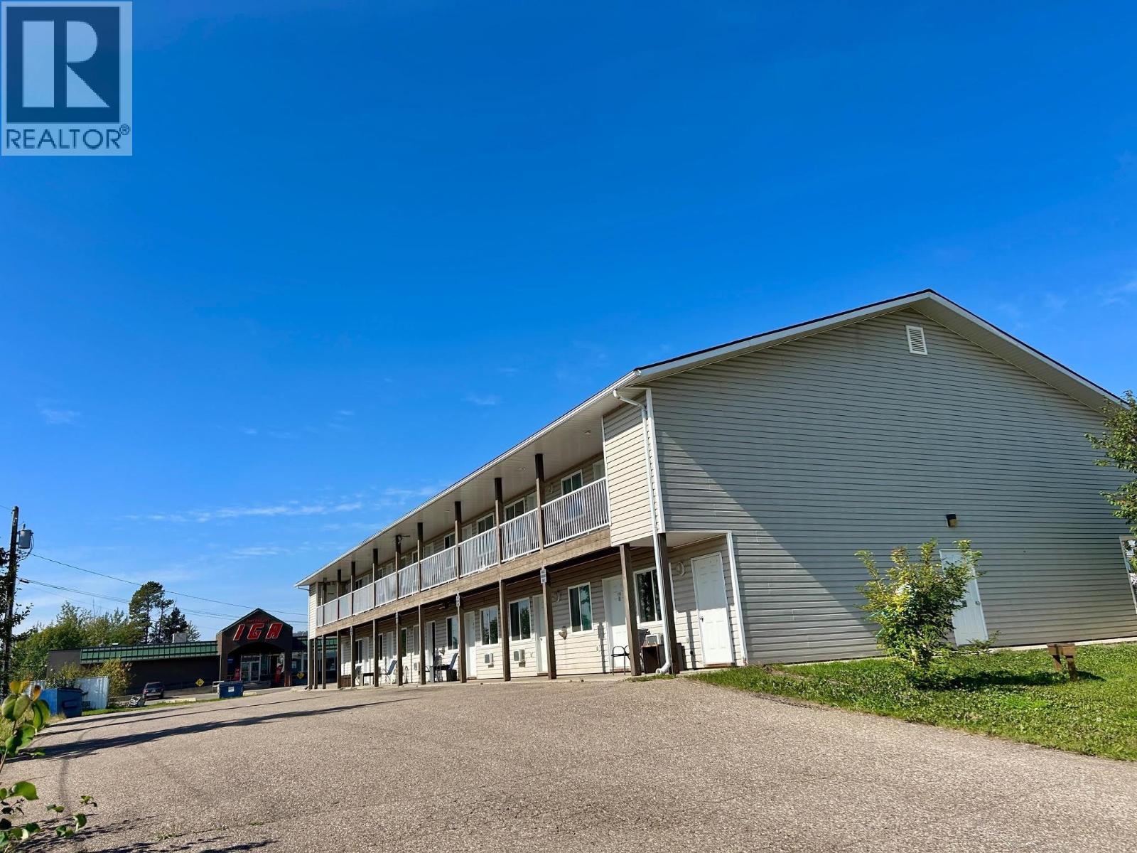 4807 S 50 Avenue, Fort Nelson, British Columbia  V0C 1R0 - Photo 4 - C8081494