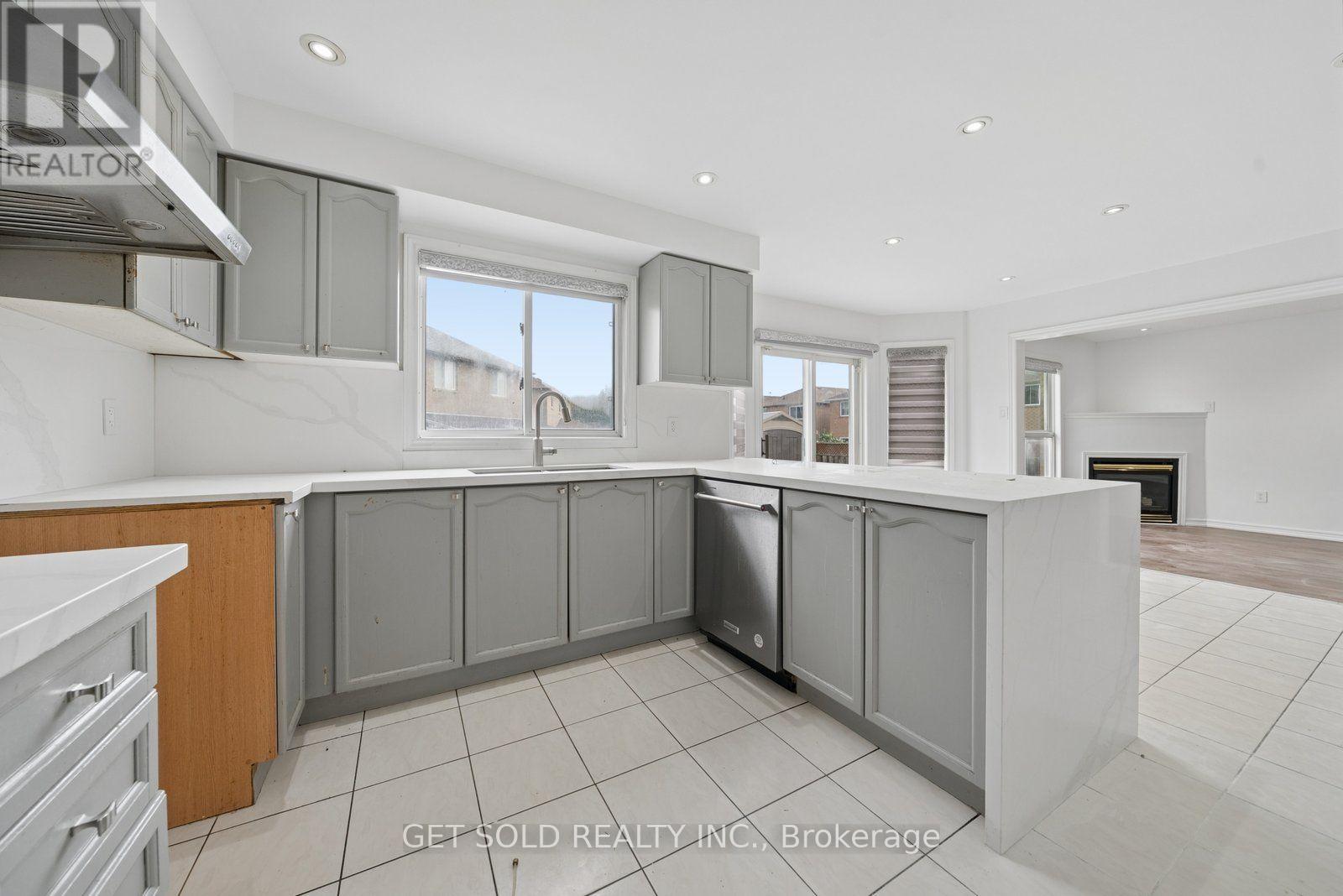 57 Oaklea Boulevard, Brampton, Ontario  L6Y 4W7 - Photo 13 - W13714292