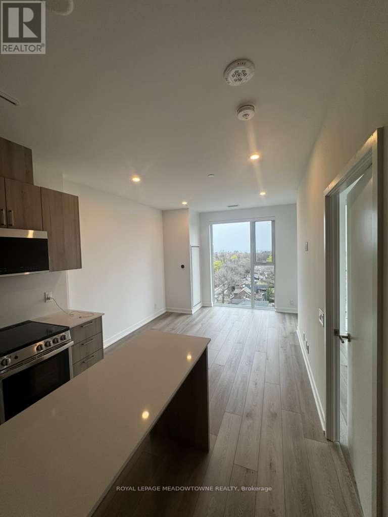 1210 - 1660 Bloor Street W, Toronto, Ontario  M6P 0C6 - Photo 2 - W13714294