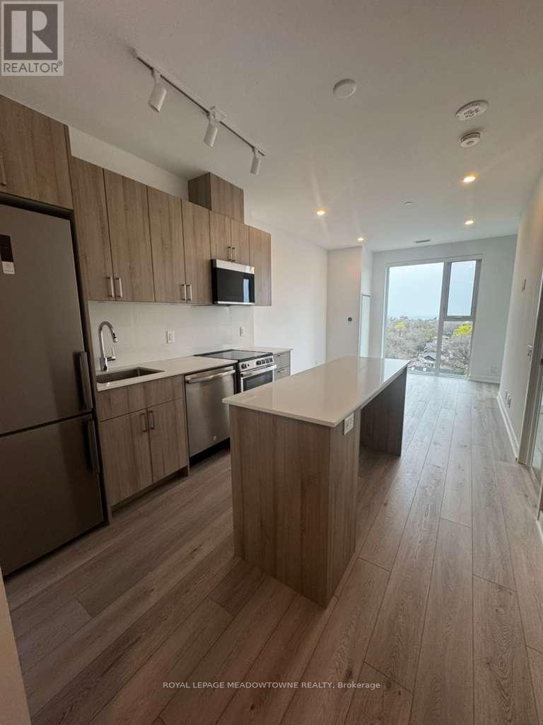 1210 - 1660 Bloor Street W, Toronto, Ontario  M6P 0C6 - Photo 3 - W13714294