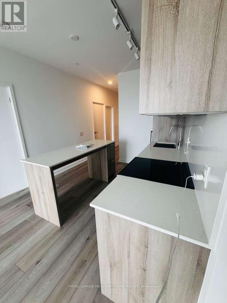 1210 - 1660 Bloor Street W, Toronto, Ontario  M6P 0C6 - Photo 5 - W13714294