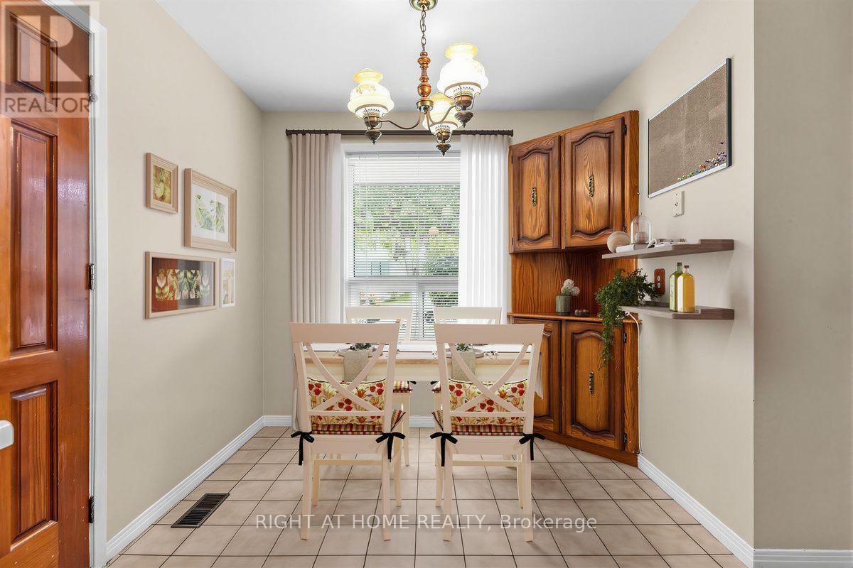 12 Candlewood Crescent, Toronto, Ontario  M3J 1G8 - Photo 12 - W13714354
