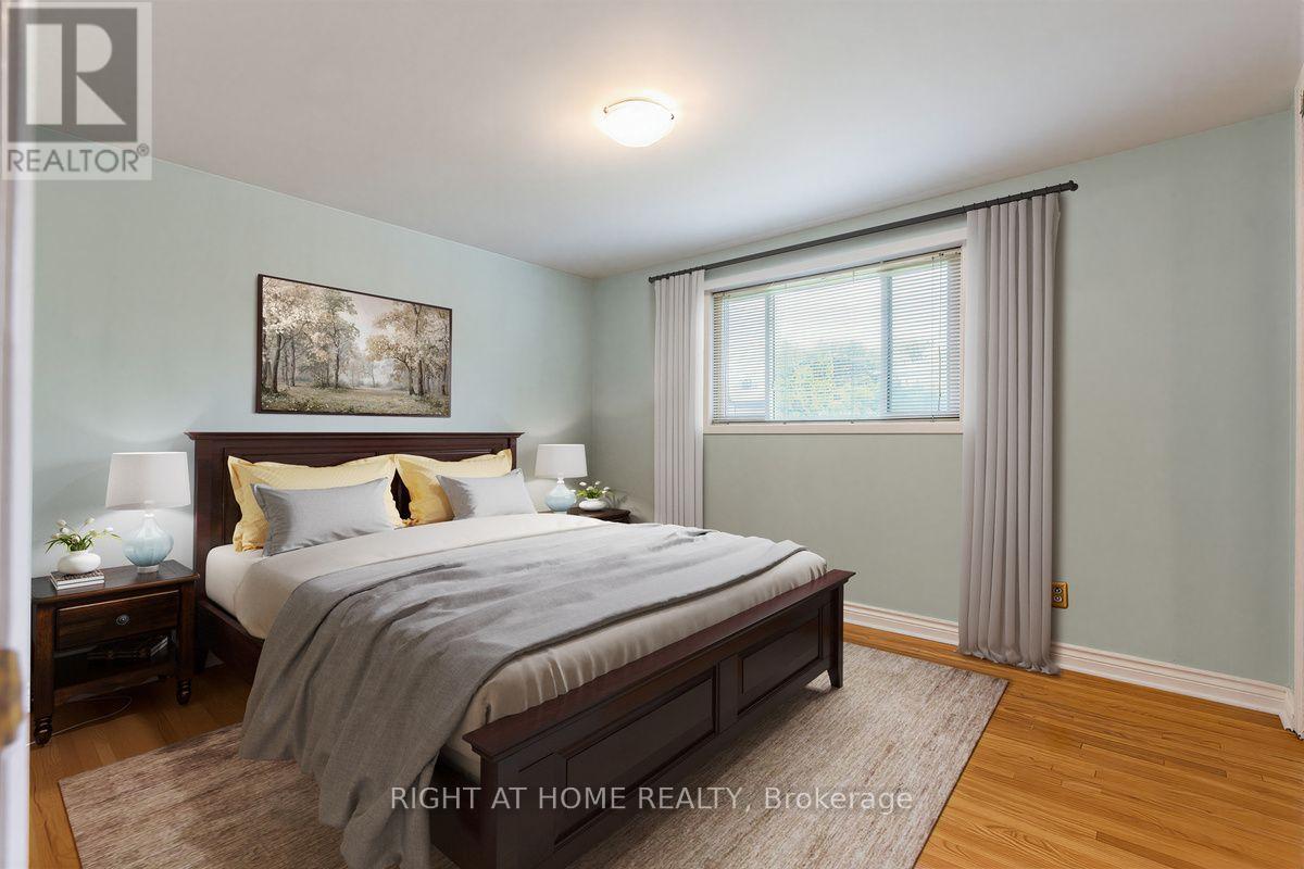 12 Candlewood Crescent, Toronto, Ontario  M3J 1G8 - Photo 18 - W13714354