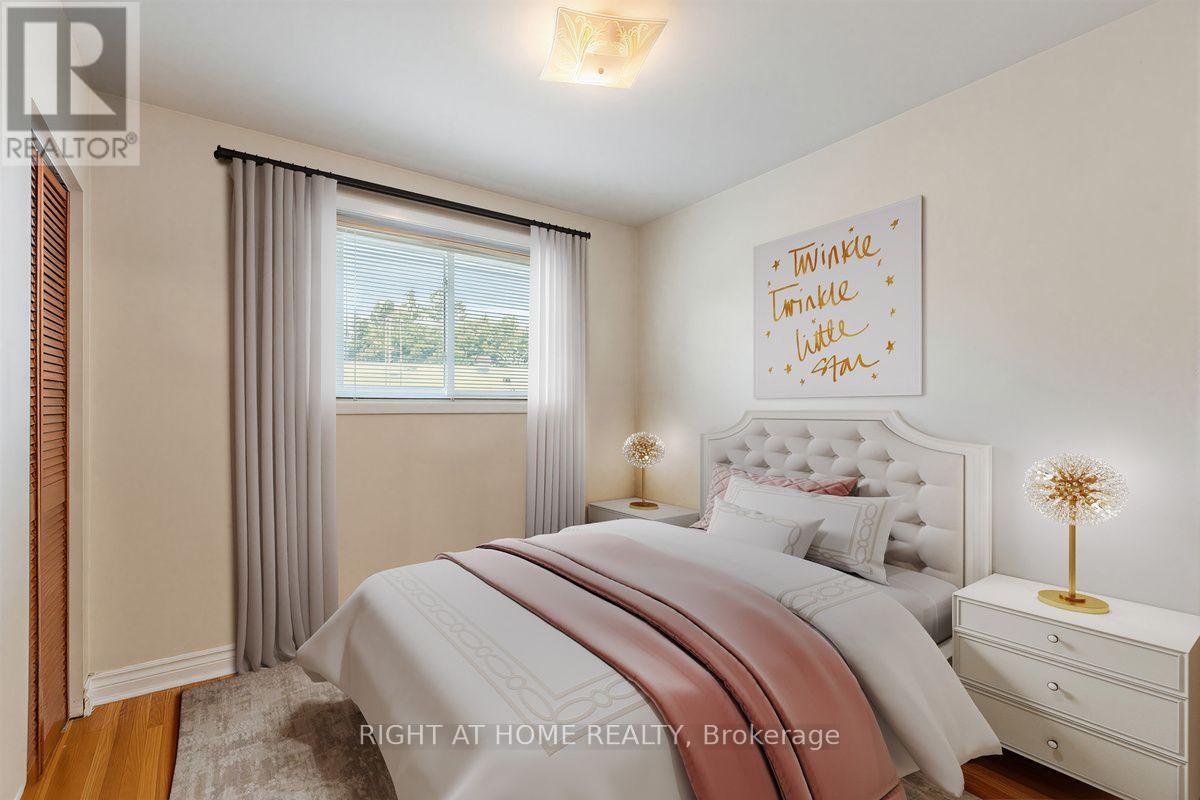 12 Candlewood Crescent, Toronto, Ontario  M3J 1G8 - Photo 23 - W13714354
