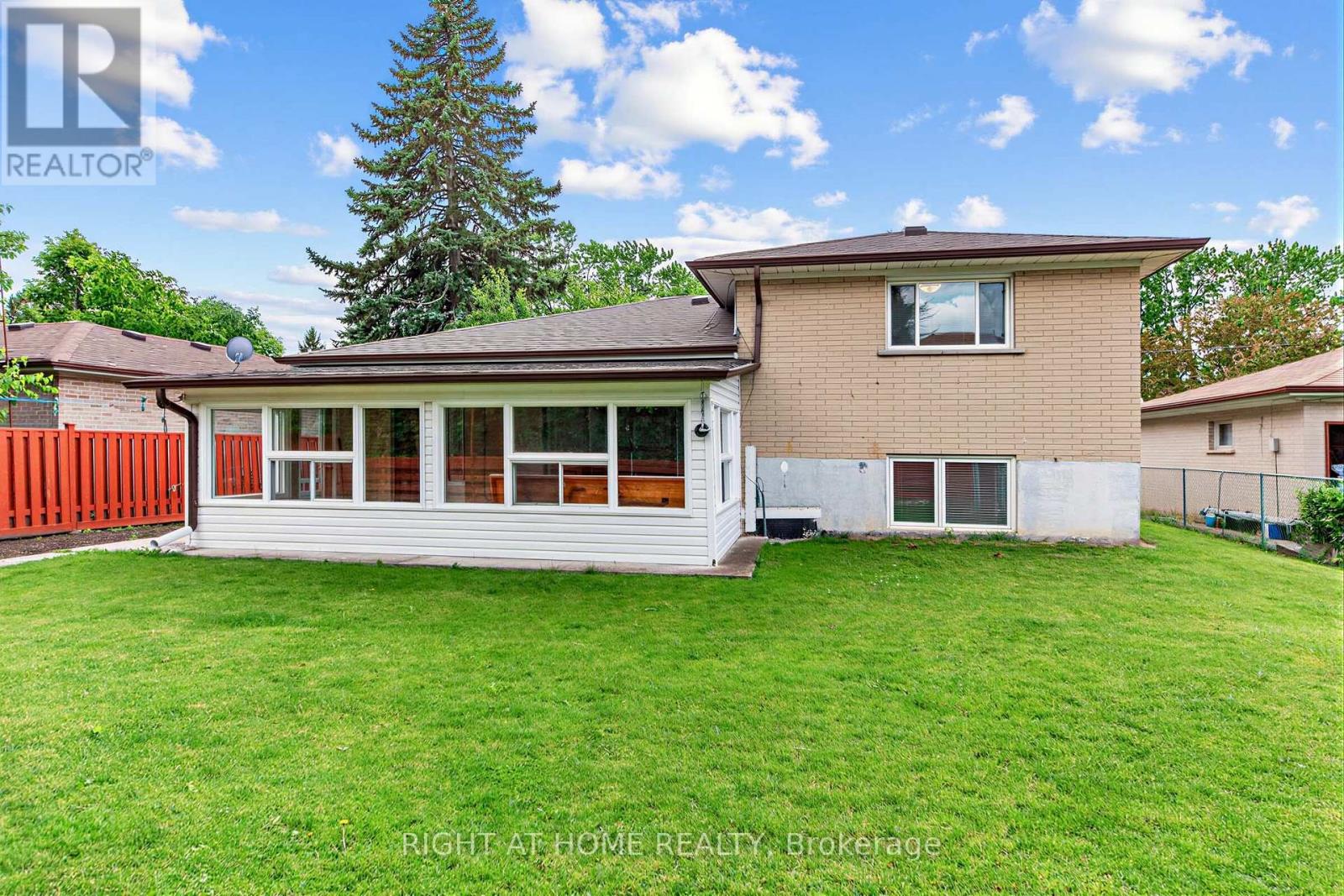 12 Candlewood Crescent, Toronto, Ontario  M3J 1G8 - Photo 33 - W13714354