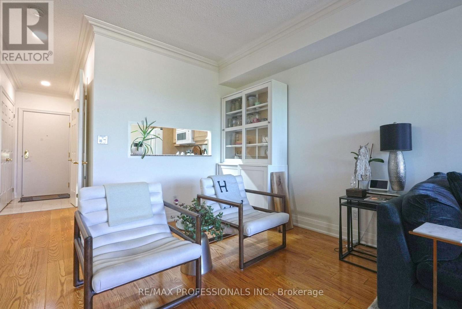 514 - 3085 Bloor Street W, Toronto, Ontario  M8X 1Z4 - Photo 7 - W13714388