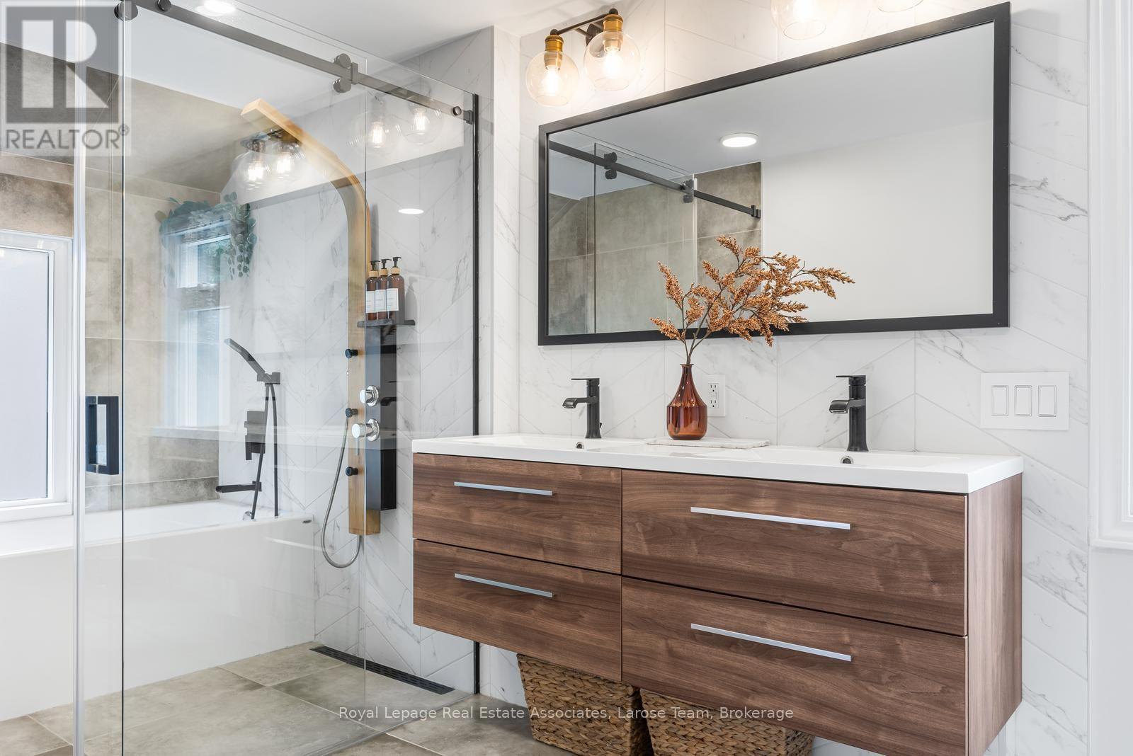 28 Thirtieth Street, Toronto, Ontario  M8W 3B6 - Photo 21 - W13714404