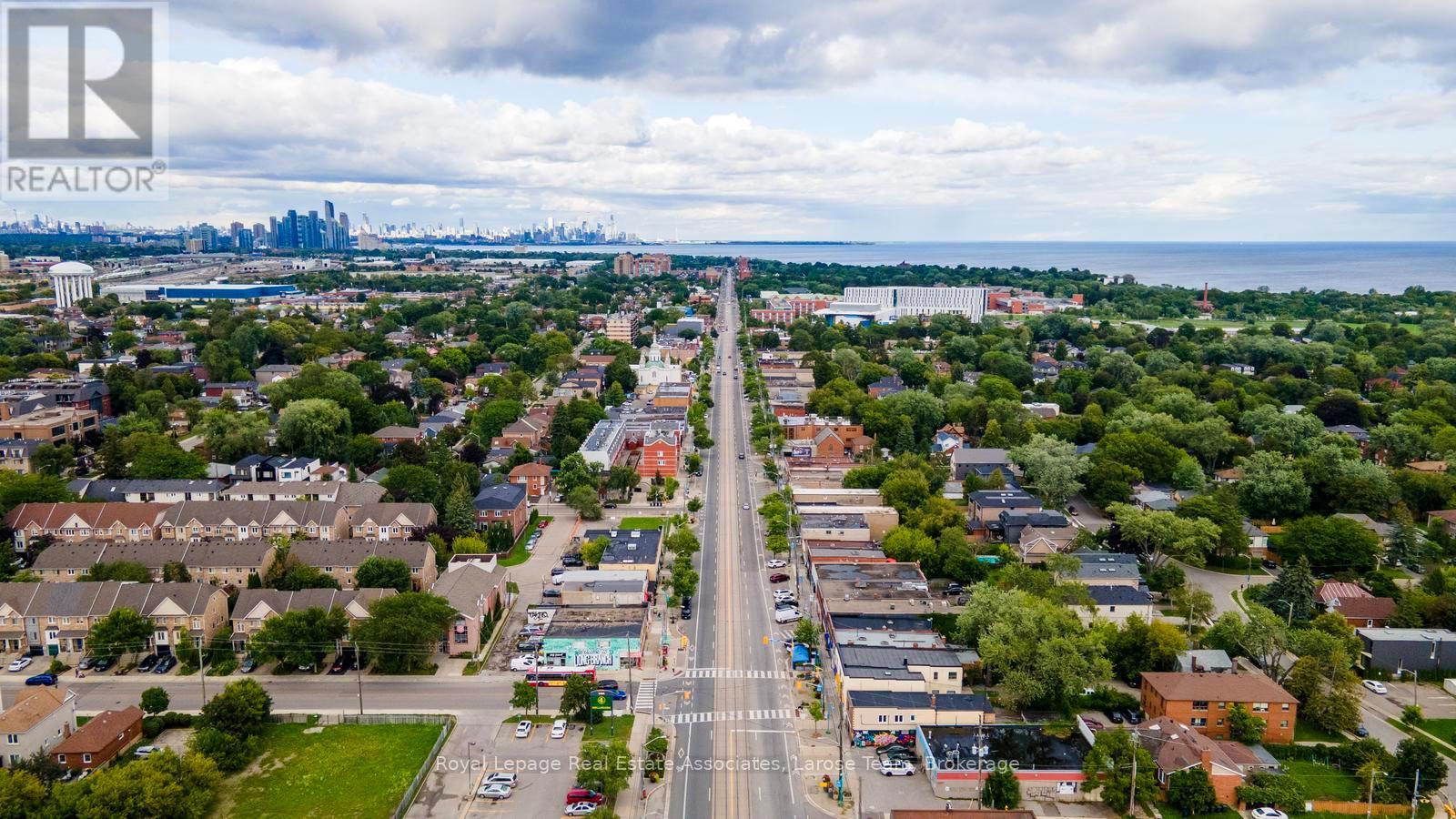 28 Thirtieth Street, Toronto, Ontario  M8W 3B6 - Photo 39 - W13714404