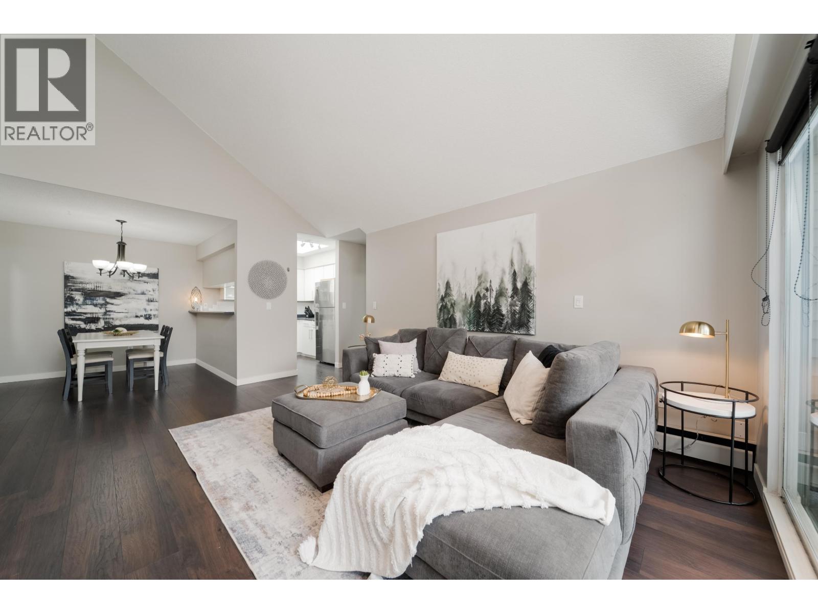 307 932 Robinson Street, Coquitlam, British Columbia  V3J 7R8 - Photo 8 - R3145981