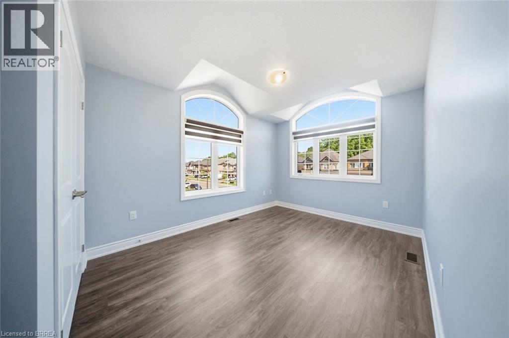 18 Macklin Street, Brantford, Ontario  N3V 0B2 - Photo 17 - 40857986