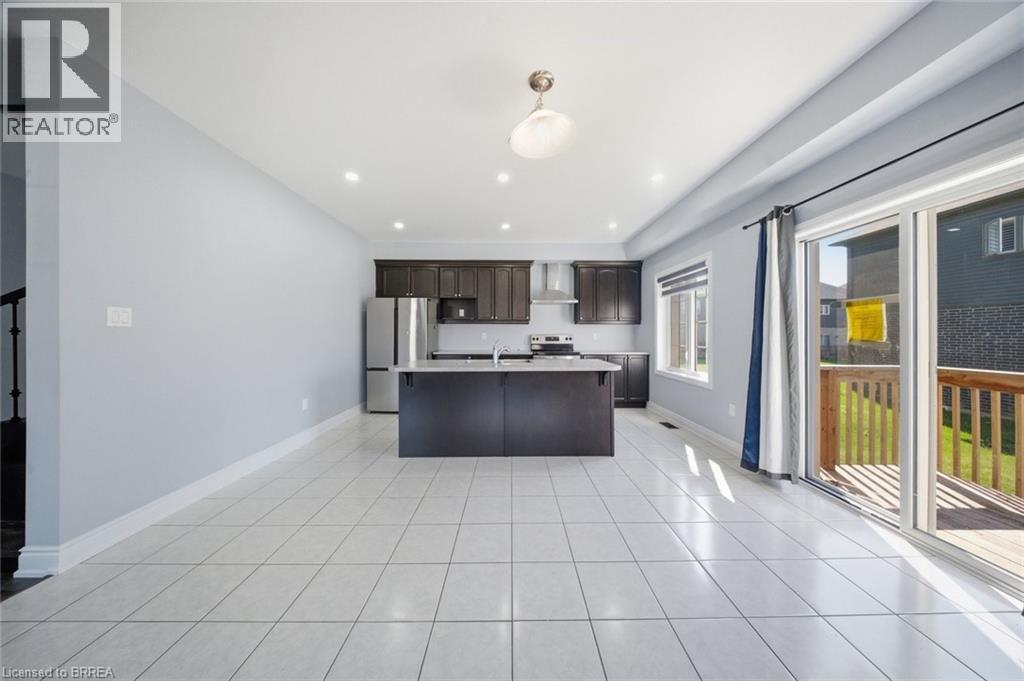 18 Macklin Street, Brantford, Ontario  N3V 0B2 - Photo 9 - 40857986