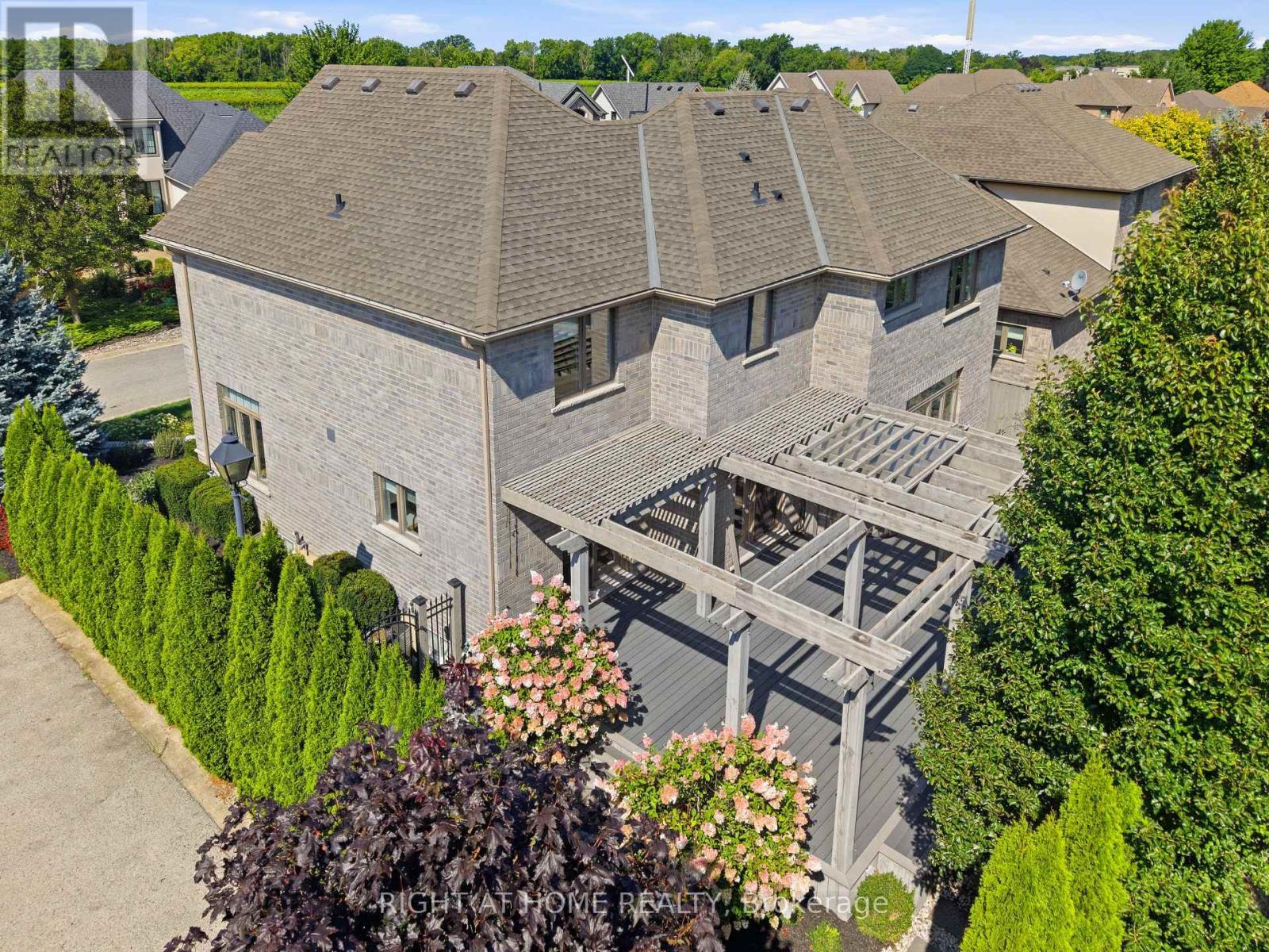 4 Meritage Lane, Niagara-On-The-Lake, Ontario  L0S 1J0 - Photo 3 - X13710326
