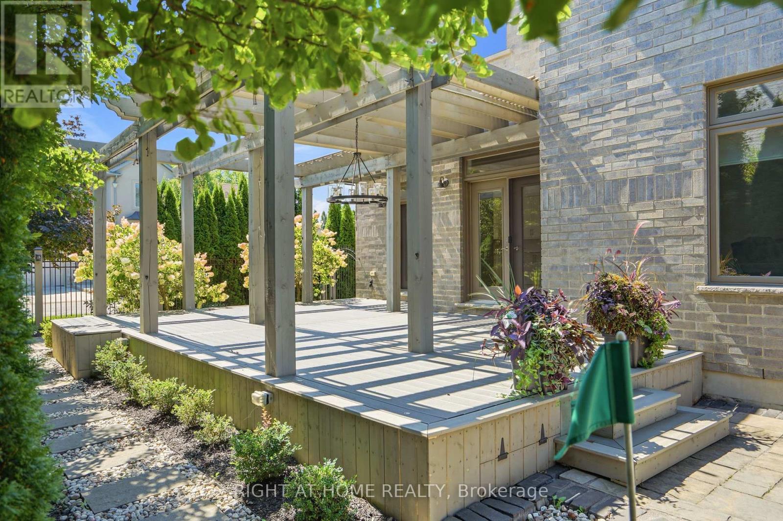4 Meritage Lane, Niagara-On-The-Lake, Ontario  L0S 1J0 - Photo 36 - X13710326