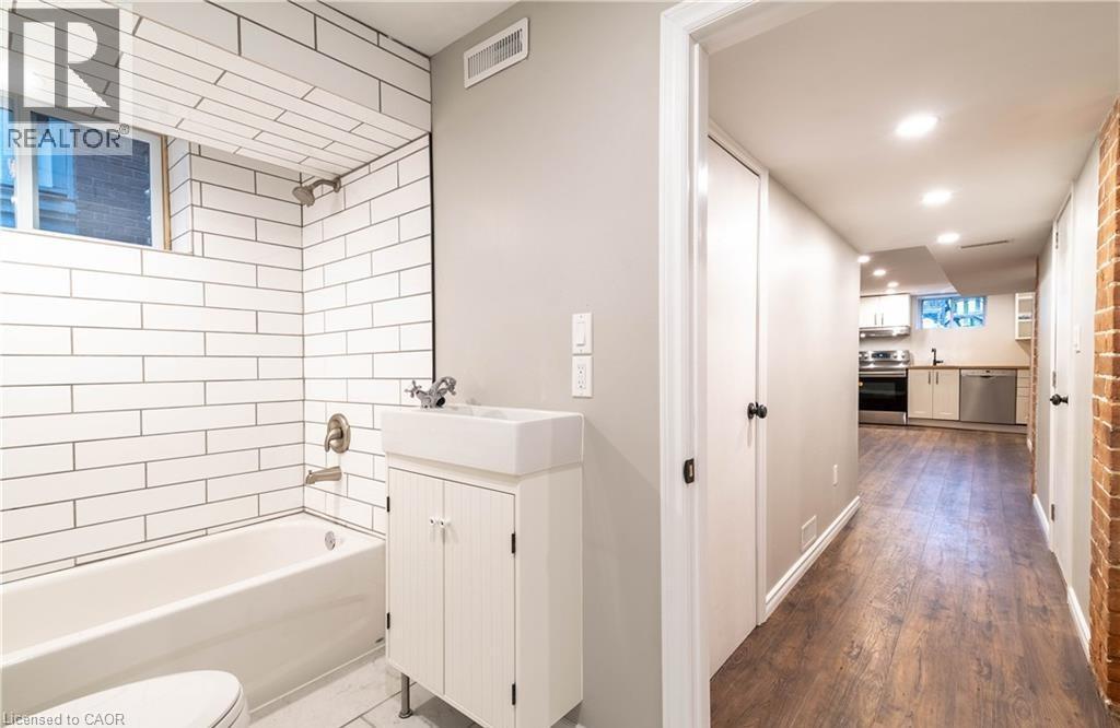 50 Burris Street Unit# B, Hamilton, Ontario  L8M 2J4 - Photo 13 - 40858287