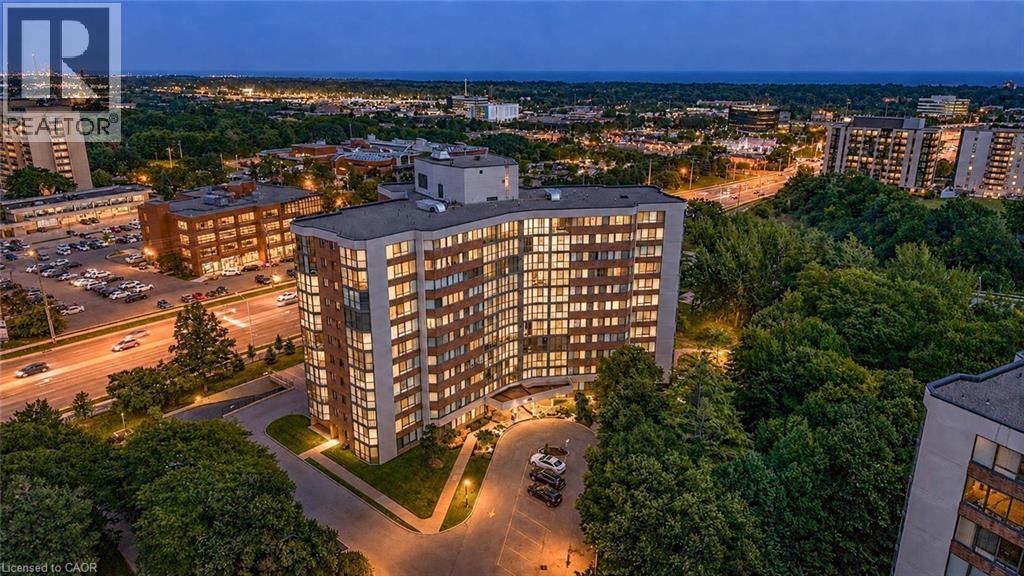 1230 Marlborough Court Unit# 202, Oakville, Ontario  L6H 3K6 - Photo 1 - 40857338