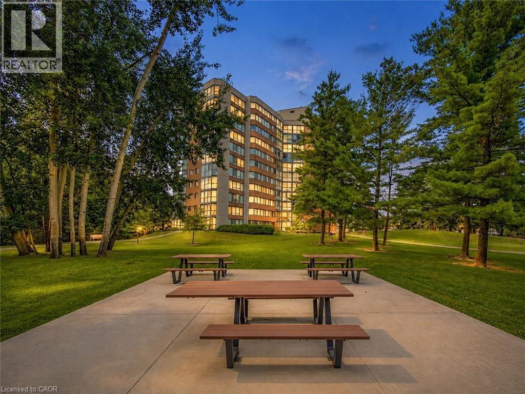 1230 Marlborough Court Unit# 202, Oakville, Ontario  L6H 3K6 - Photo 17 - 40857338