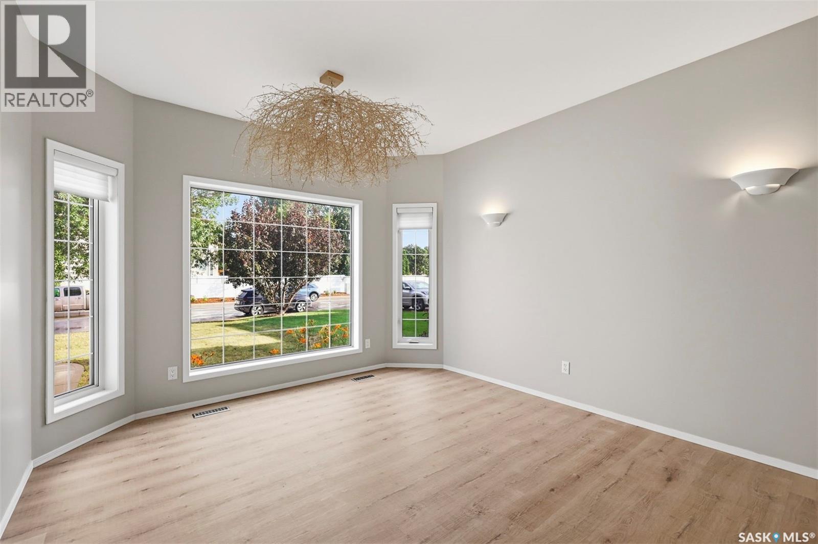 310 Chotem Crescent, Saskatoon, Saskatchewan  S7N 4M3 - Photo 9 - SK046665
