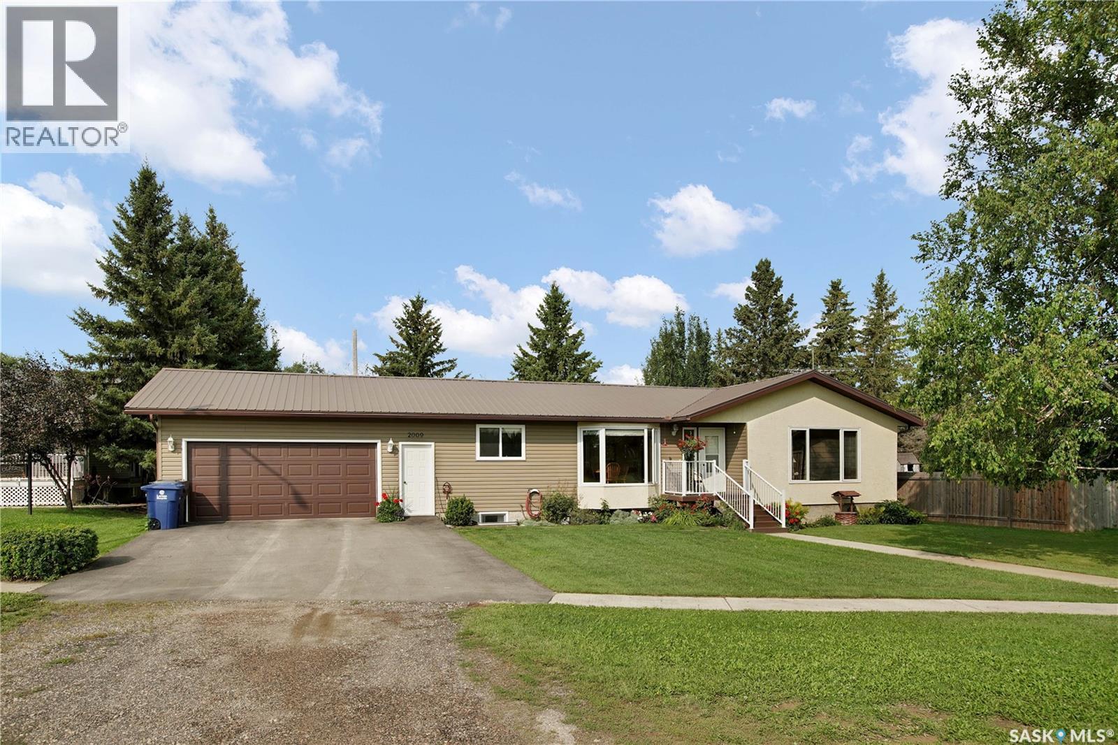 2009 Railway AVENUE, laird, Saskatchewan