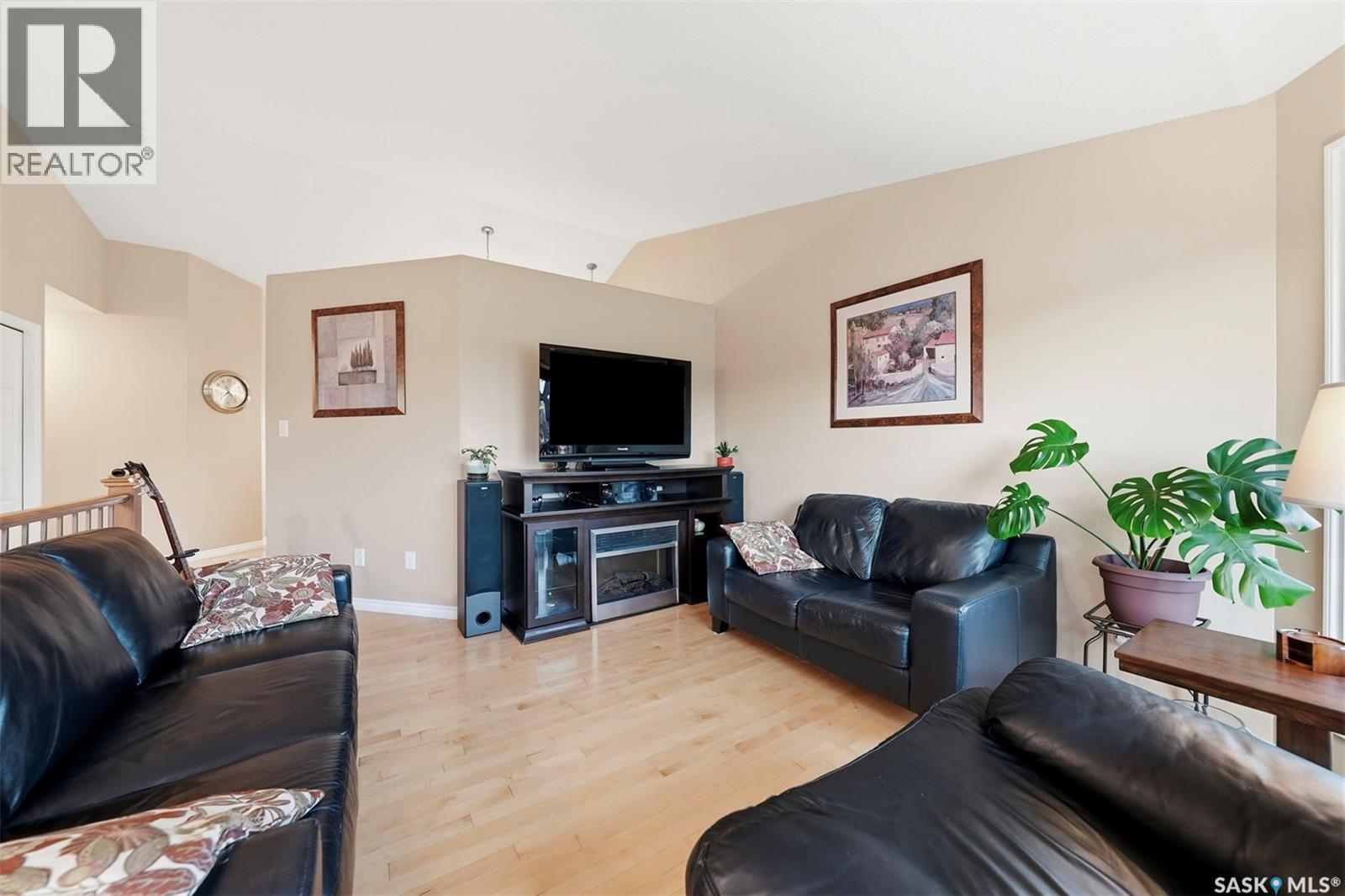 220 Floyd Court, Warman, Saskatchewan  S0K 4S1 - Photo 6 - SK046583