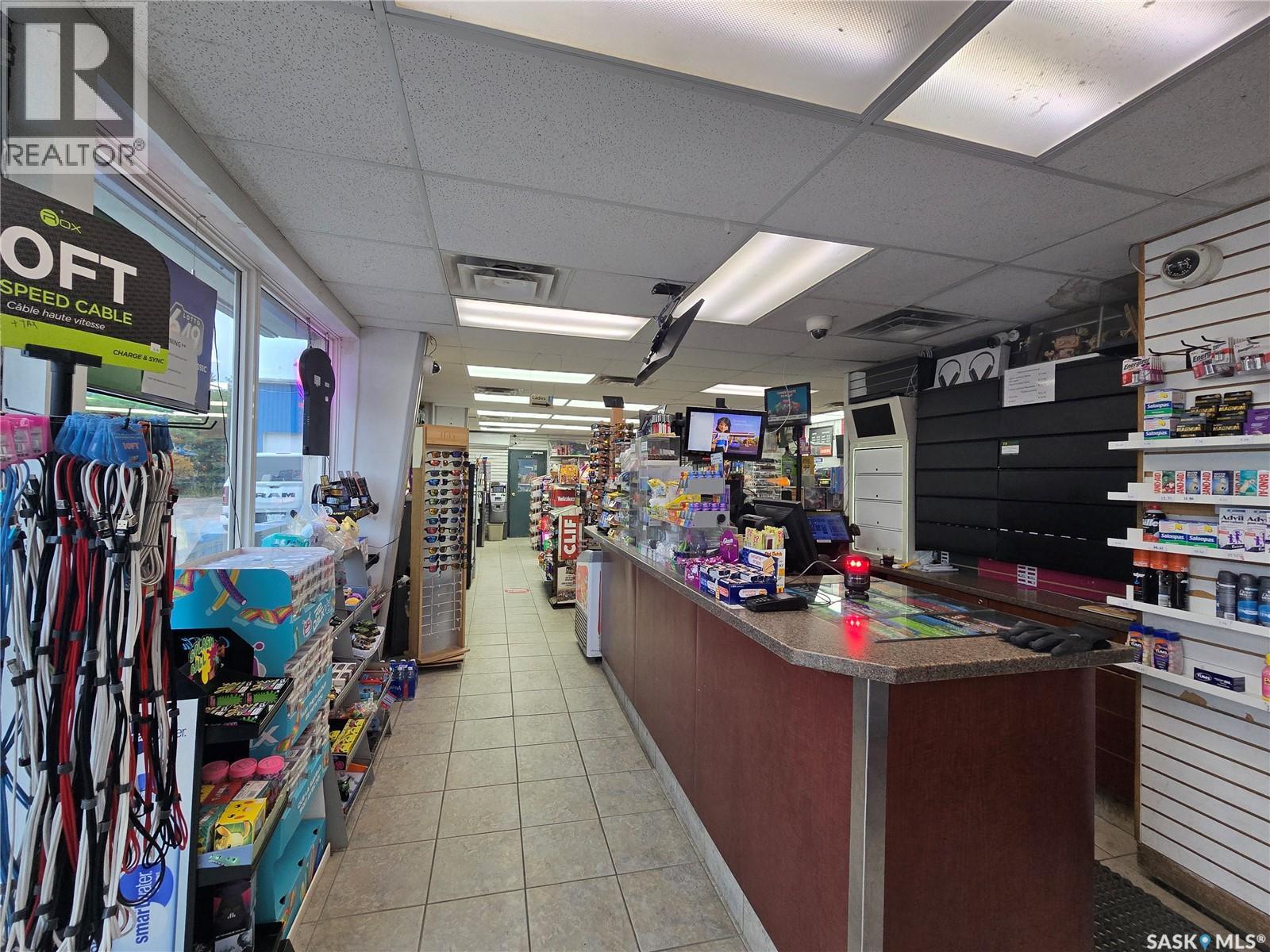 40 Highway 20, Lumsden, Saskatchewan  S0C 3C0 - Photo 3 - SK046571