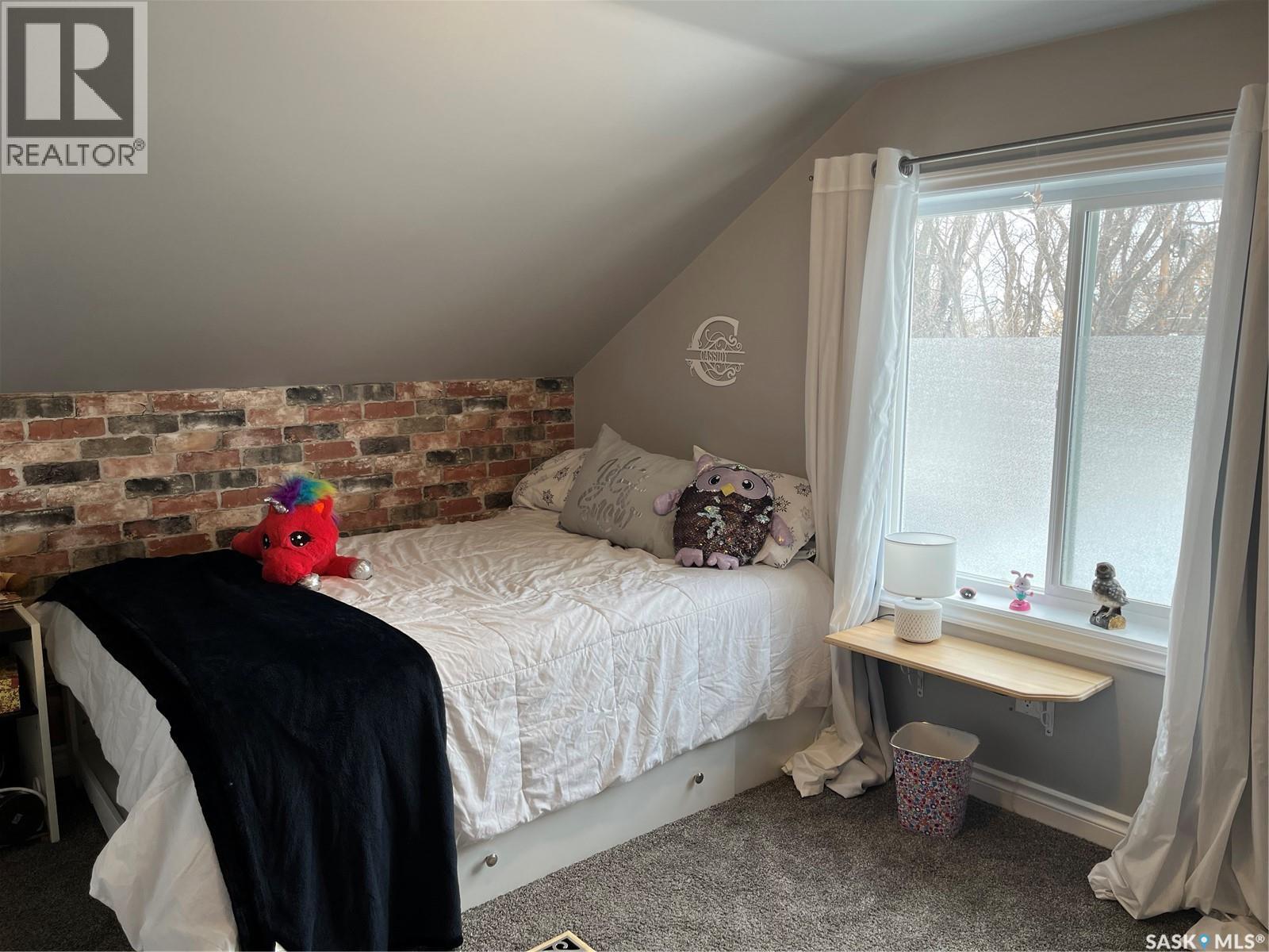 217 7th Avenue E, Assiniboia, Saskatchewan  S0H 0B0 - Photo 14 - SK046425