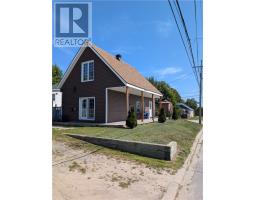 272 Lansdowne, North Bay, Ontario