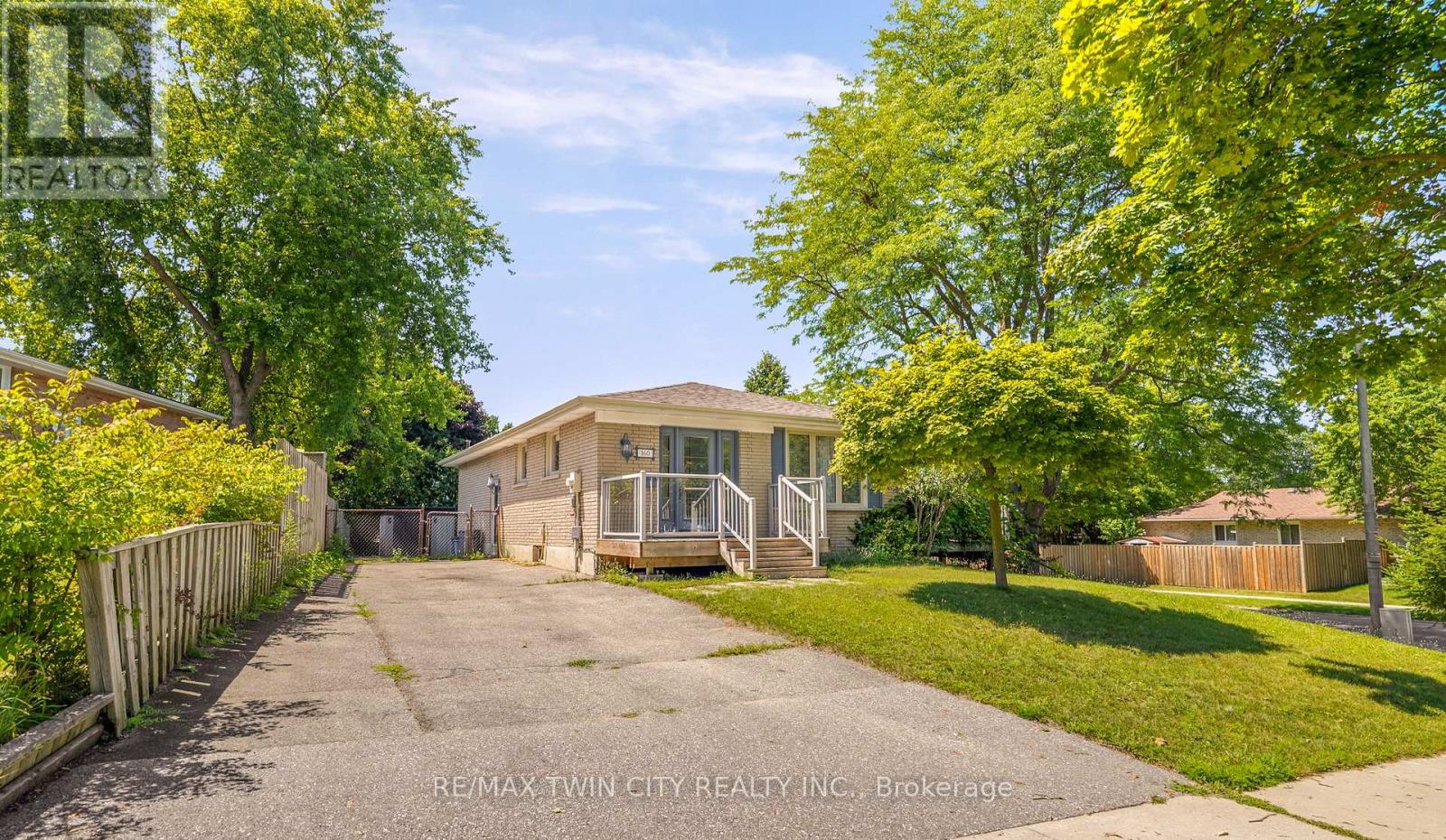 160 WOODLAWN AVENUE, Brantford, Ontario