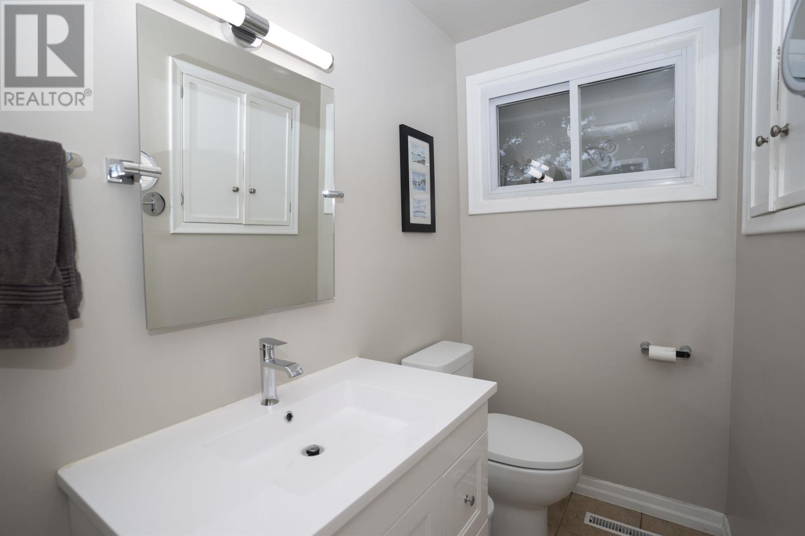 600 Ashdale Pl, Thunder Bay, Ontario  P7E 3M6 - Photo 18 - TB2602528