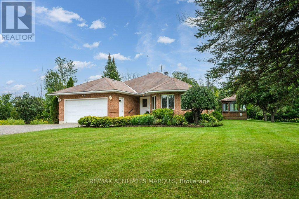 579 KELLY-JORDAN ROAD, Montague, Ontario