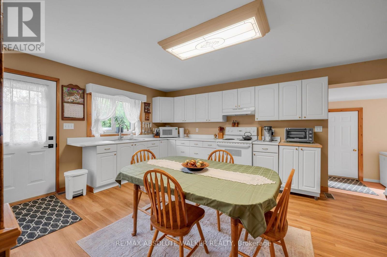 4570 Rideau River Road, North Grenville, Ontario  K0G 1J0 - Photo 8 - X13714504