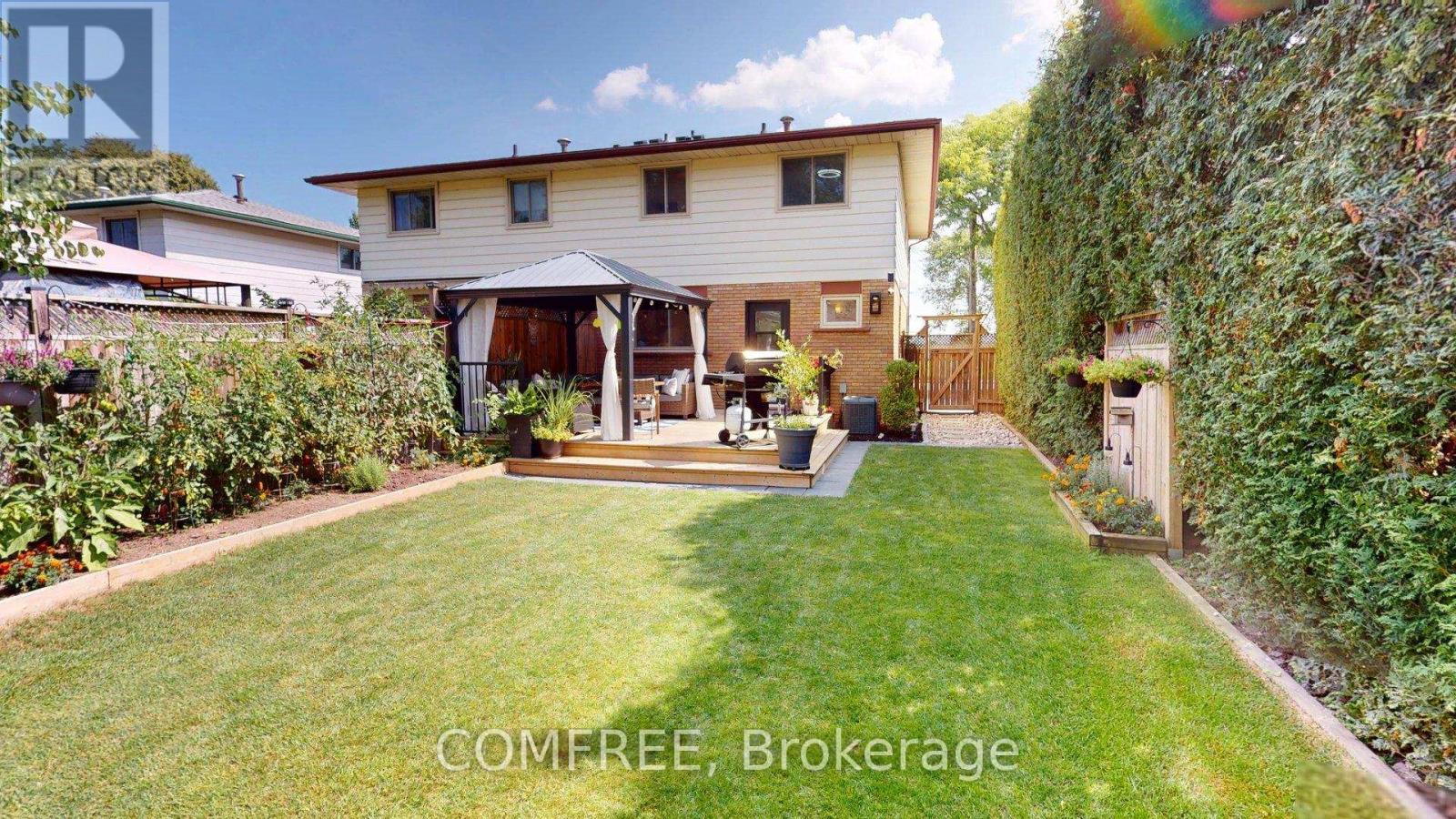 90 San Antonio Drive, Hamilton, Ontario  L9C 5N2 - Photo 2 - X13714556