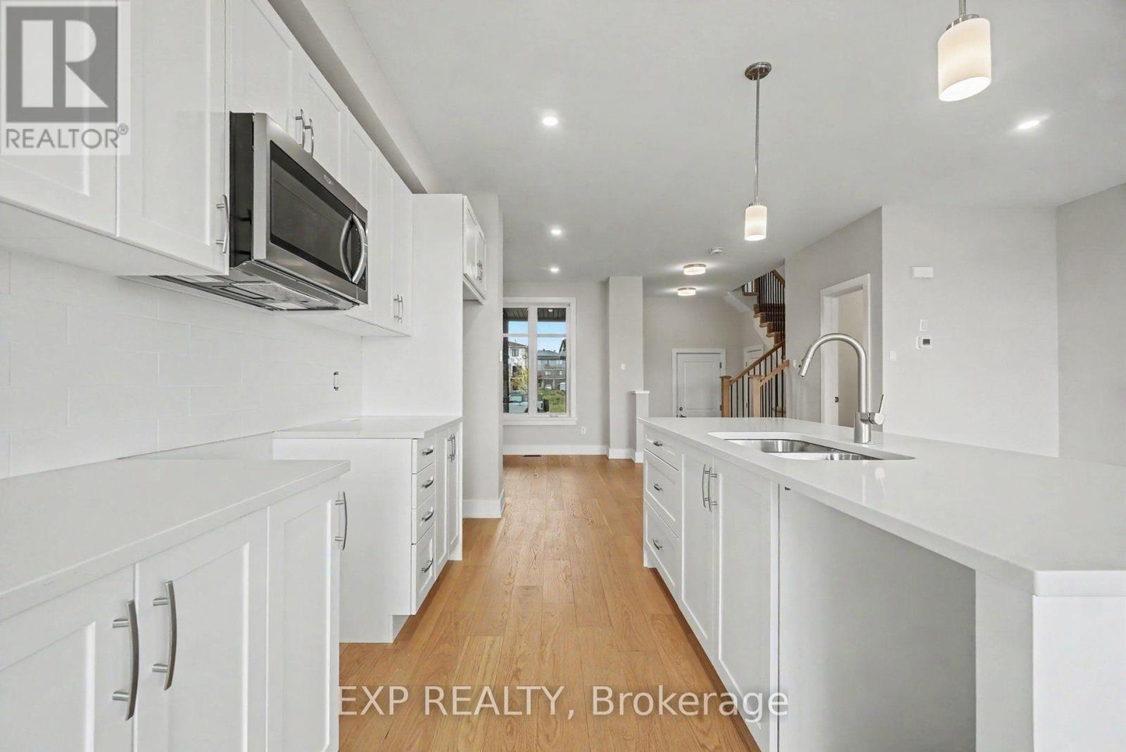 181 Craig Duncan Terrace, Ottawa, Ontario  K2S 3C6 - Photo 11 - X13714598