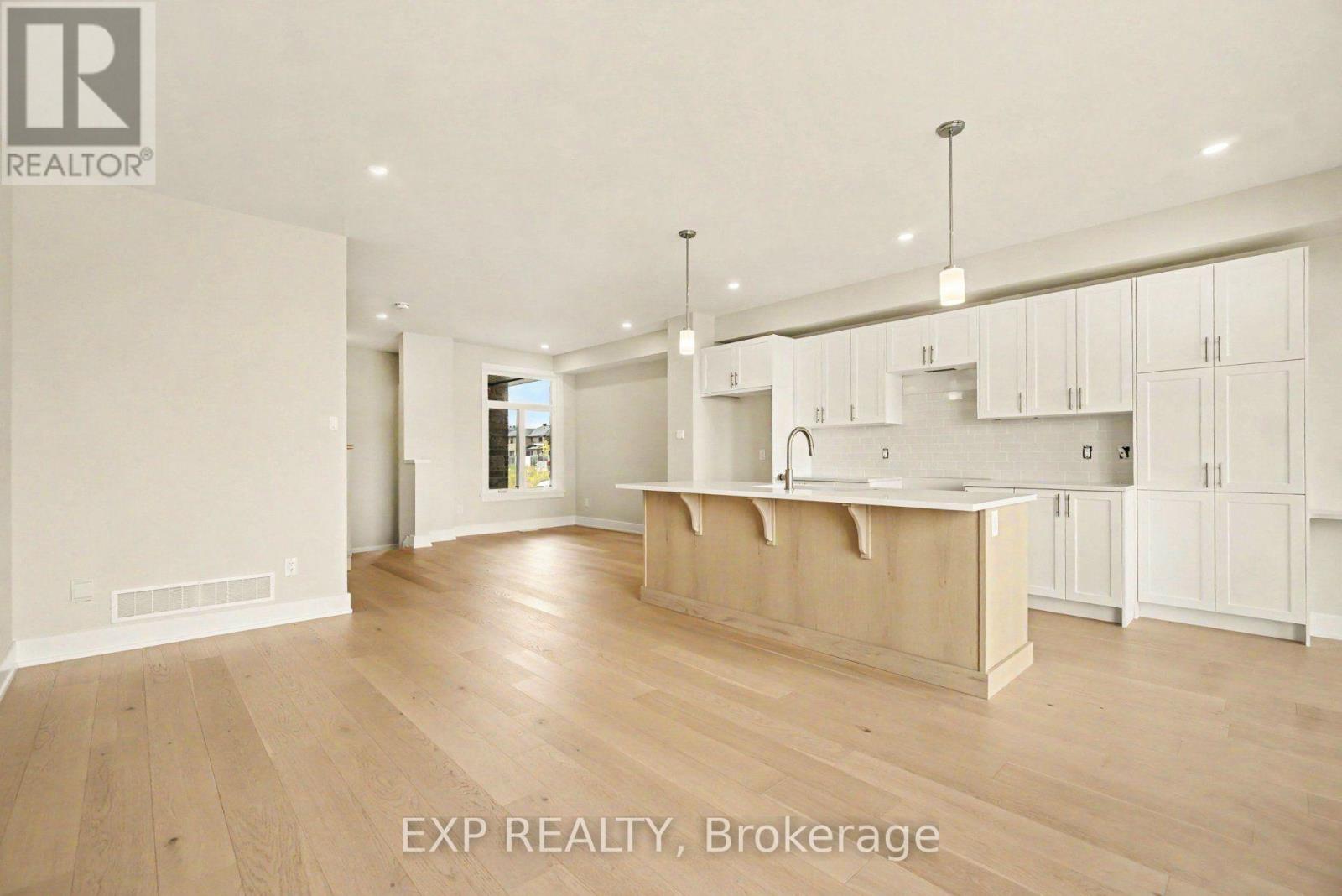 183 Craig Duncan Terrace, Ottawa, Ontario  K2S 3C6 - Photo 5 - X13714626