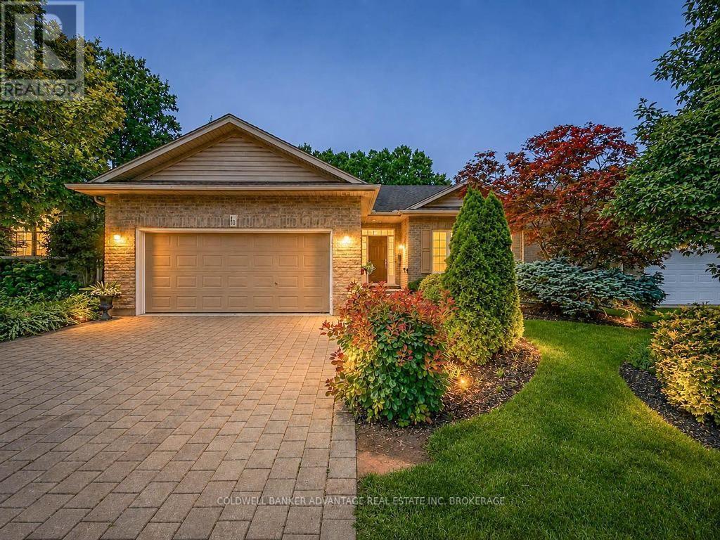 10 STONEGATE PLACE, Pelham, Ontario