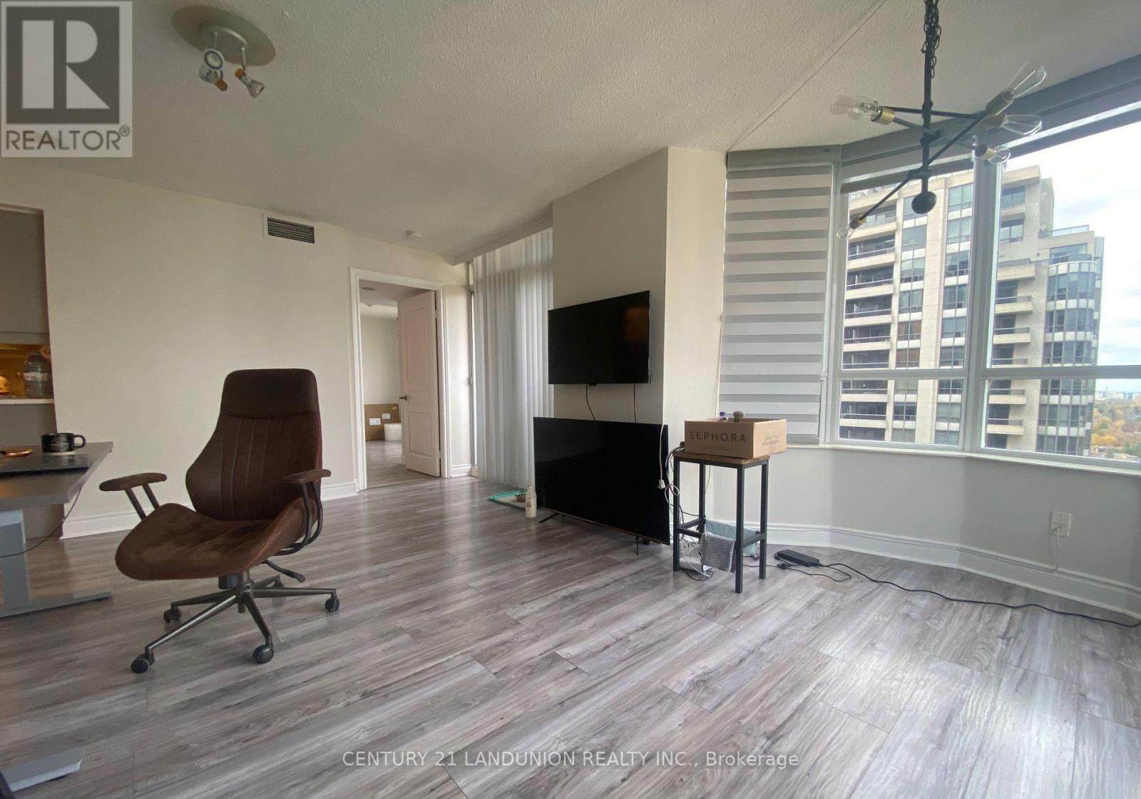 1918 - 15 Northtown Way, Toronto, Ontario  M2N 7A2 - Photo 2 - C13714474